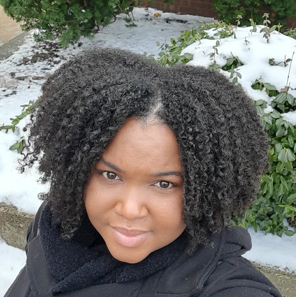 Meet your Posher, Lashantae - Picture 2 of 2